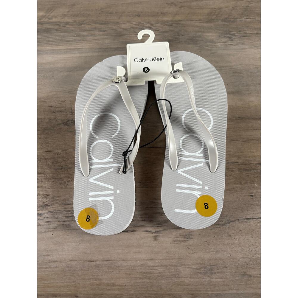 Calvin Klein Gray Women's Size 8 Flip Flop‎ Sandal- New with Tags